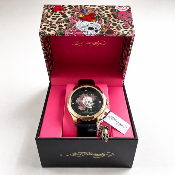 NWT Ed Hardy Rhinestone Skull Watch w/ Box Gold Tone Faux Leather Strap Charm main image 5
